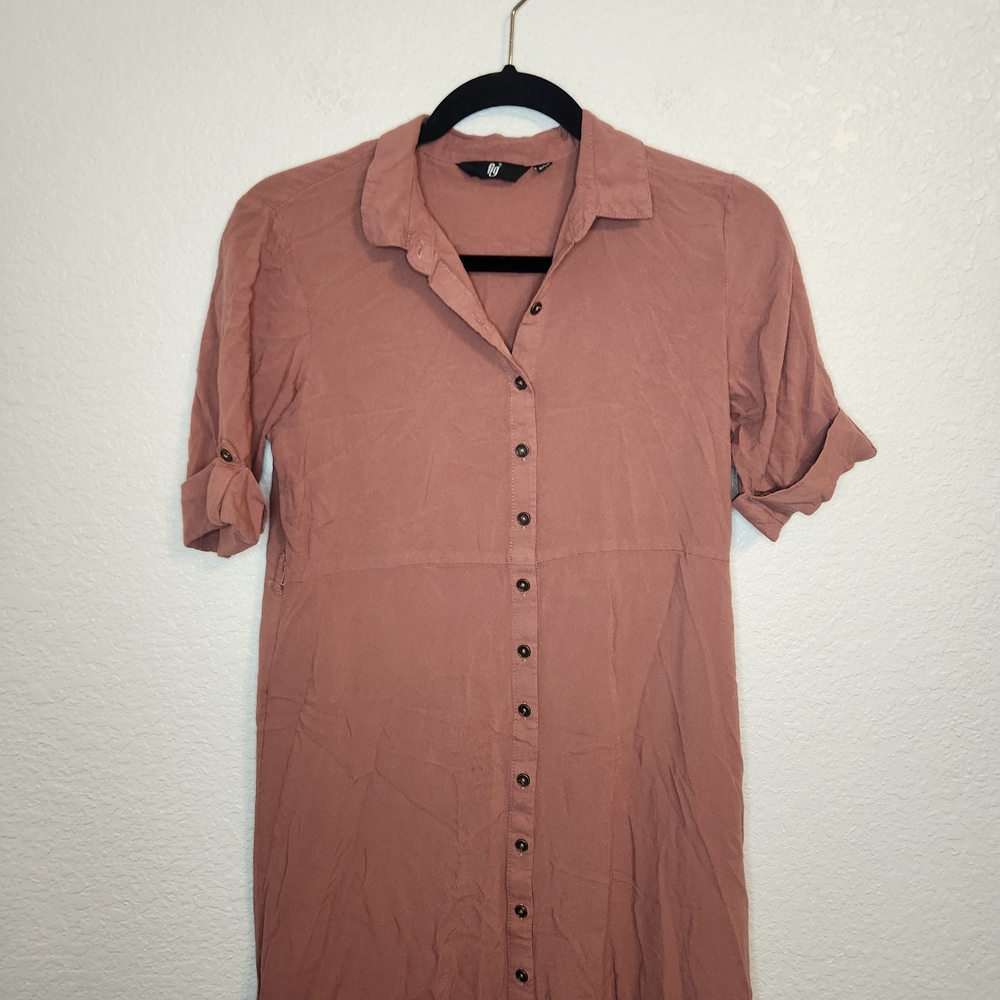 Figs Button-Front Shirt Dress in Dusty Rose - Picture 8 of 15